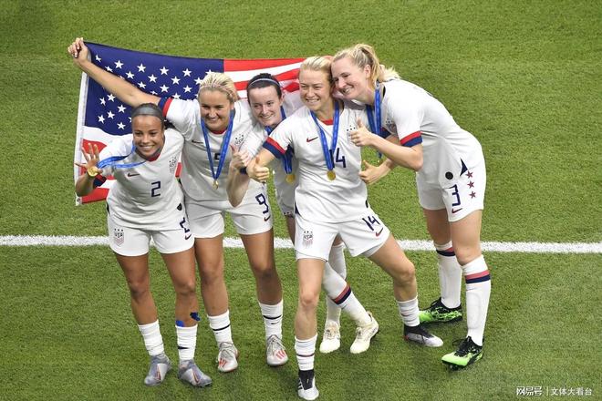 美国女足成功卫冕冠军——美国队再度夺得冠军！