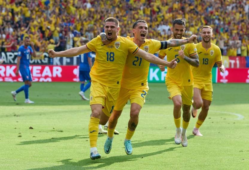 爱游戏官网-罗马尼亚队在比赛中领先，取得胜利