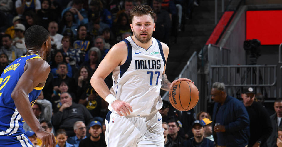 独行侠客场负于篮网吞下两连败 独行侠客场负于篮网吞下两连败