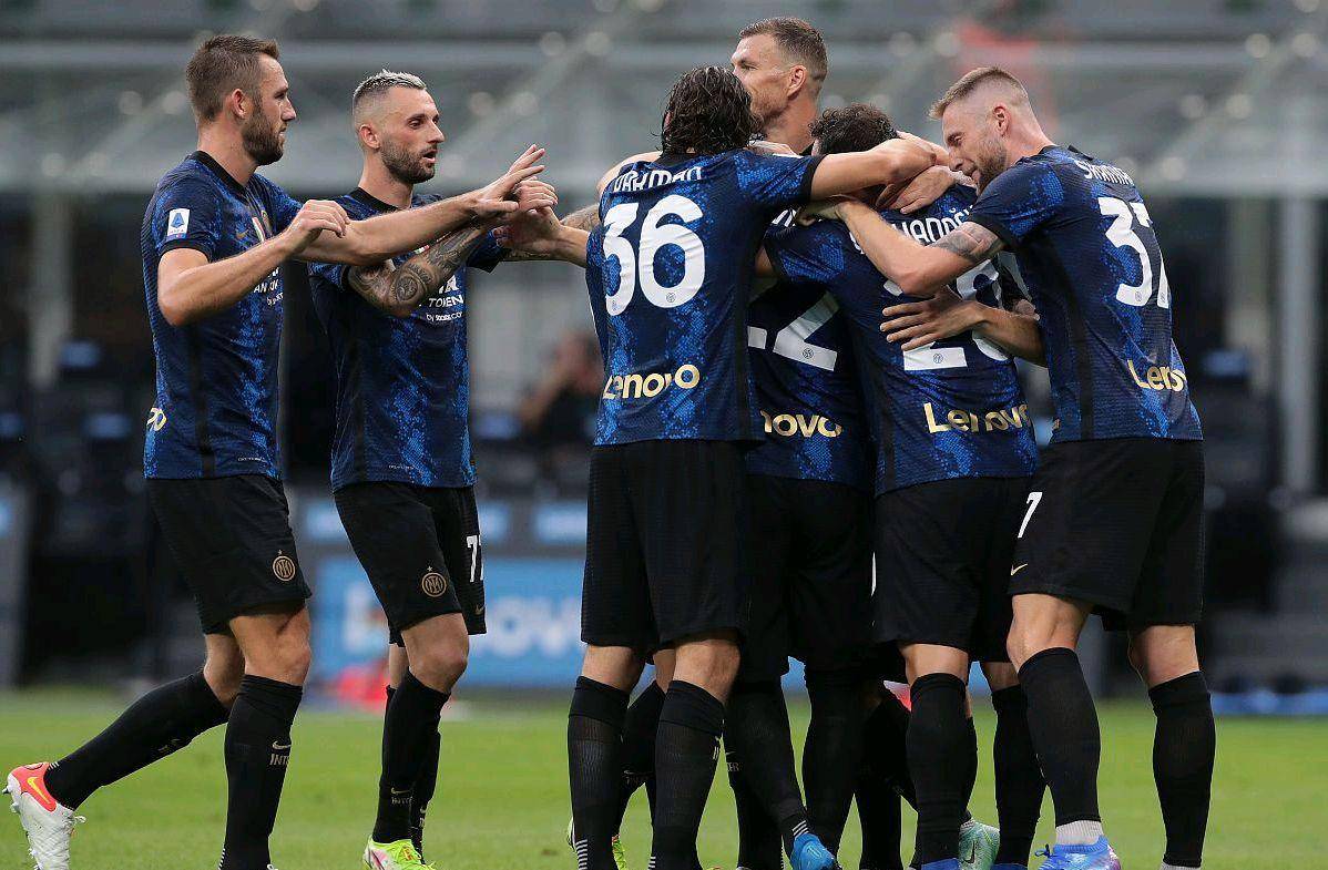 包含斯图加特球队客场逆转获胜，喜出望外的词条